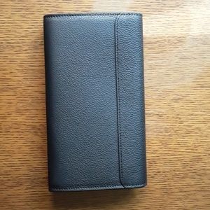 Louis Vuitton Bags - Louis Vuitton mylockme wallet Louis Vuitton Bags - Louis Vuitton mylockme wallet